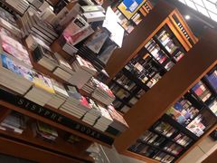 -西西弗书店&矢量咖啡(凯德晶萃广场店)