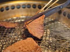 -铭牛烧肉·和牛海鲜自助(高新月牙湖店)