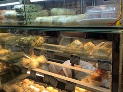 面包甜点陈列柜-白玉兰食品(甜云店)