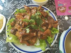 -八两八金·莱芜特色炒鸡(市南漳浦路店)