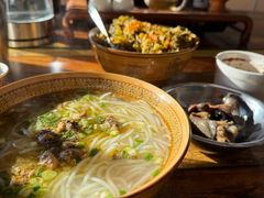 -正宗李家土鸡米线店