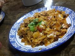 -伊源鼎盛餐饮服务有限公司