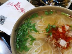 猪肘汤面-亮亮面馆(经六路店)