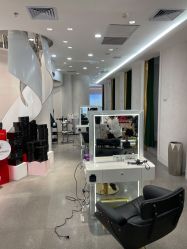 -Kraemer Paris  苏豪路易士·嘉玛发廊