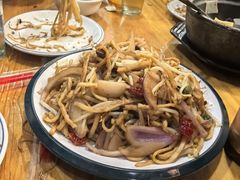 -黄小串·烤串海鲜涮牛肚(升龙广场店)