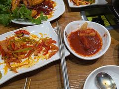 -喇喇排骨火锅·传统韩式脊骨汤(望京西园总店)