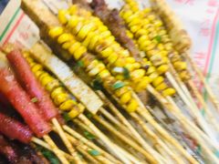 -老街烧烤大排档·地道湖北菜·龙虾馆(汉口火车站店)