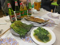 -布尔津河堤夜市