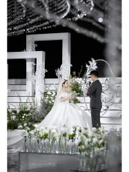 -MECCI婚礼摄影跟拍(红东方广场店)