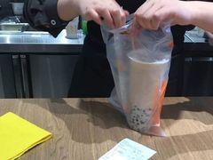 -CoCo都可(湖滨银泰店B区店)