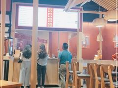 -八二小区抄手(龙湖上城天街店)