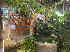 -三道苗苗鱼·美蛙黄辣丁(八里店)
