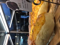 -奈雪的茶(青岛卓悦里INTOWN店)