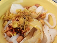 刮凉粉-东排食堂长沙小吃大排档(五一广场店)