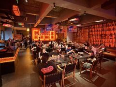 -何师烧烤Pro ·江湖川菜·小龙虾·精酿(太古里旗舰店)