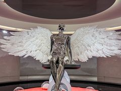 -涨巢·潮玩水疗局