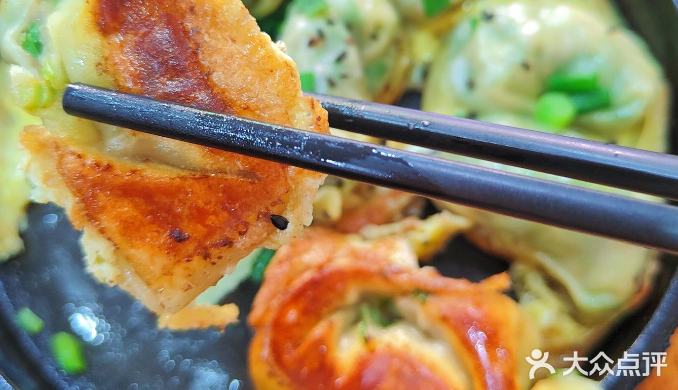寻味杭州|鲜肉馄饨真的挺好吃❗❗好大一个