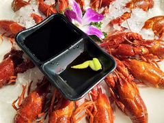 -沪小胖小龙虾(淮海中路旗舰店)