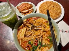 -粉家柳州螺蛳粉(杨宅路店)