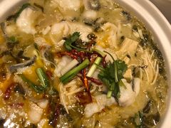 特色酸菜鱼-小菜园新徽菜(南京秦淮龙蟠汇店)