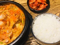 -吴草鸡爪오초닭발韩食堂(融恒盈嘉中心店)