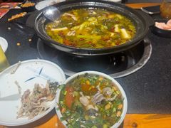 -小饕荟雅安贡椒鱼鲜馆(广福桥店)