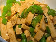 -费大厨辣椒炒肉(高铁吾悦广场店)