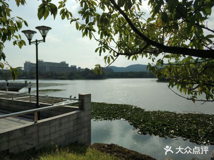 江南大学(蠡湖校区)图片
