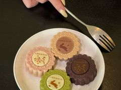 -Laderach 莱德拉(上海环贸iapm店)