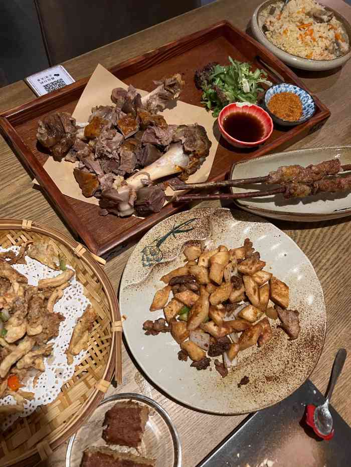 那时新疆·小宛(新达汇三林店)-"位于三林印象城四楼电扶梯口,一上来