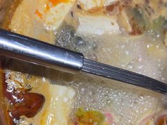 -洱火云南酸菜牛肉火锅(石景山当代商城店)