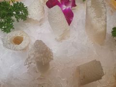 -老牌坊云南鱼豆花火锅(爱建店)