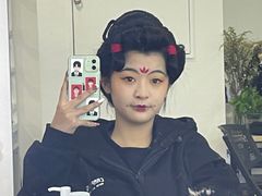 -金夫人化妆摄影职业培训学校