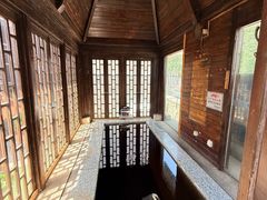 -裕龙汤泉