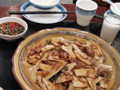 -老来福·非遗酸汤兔(凯旋路店)
