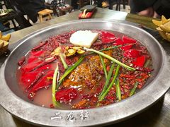 -黄潇洒老火锅(九眼桥宏济巷店)