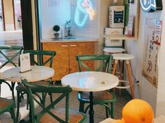 -果之满满鲜榨果汁(美罗城店)