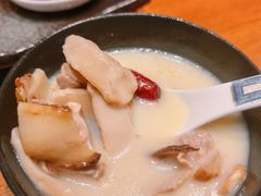 墨脱石锅鸡-敏珠拉姆藏餐·南京厨房(富春江东街店)