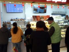 -白玉兰食品甜凤店(合生汇店)