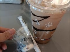 虎斑燕麦巧巧拿铁-Seesaw Coffee(环贸iapm店)