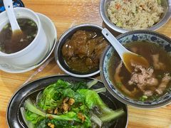 -炬龙牛肉店(新华店)