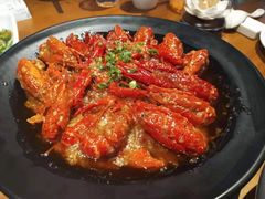 麻辣小龙虾-隔壁老王·家常云南菜(花巷店)
