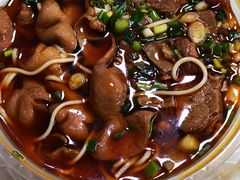 -胥佳烧鸡公牛肉面馆