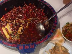 -何师傅美蛙鱼头(汉街店)