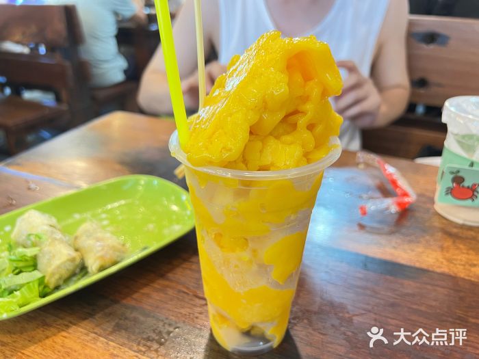 周记蟹仔粉(侨港风情街店)芒果炒冰图片