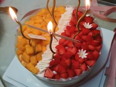 -蜜蜂小象·榴莲千层蛋糕(时代汇11栋店)