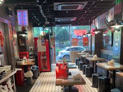 -肥汁米蘭香港米线(定西路店)