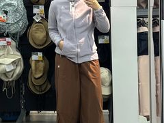 -迪卡侬(西三旗店)