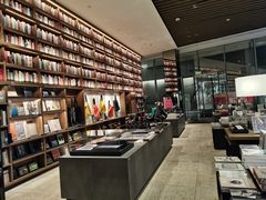 -茑屋书店(天目里店)