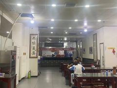 -牛一嘴·兰州牛肉面·大盘鸡(财富中心店)